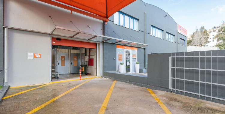 Lisbon - Massam&aacute; Self-Storage