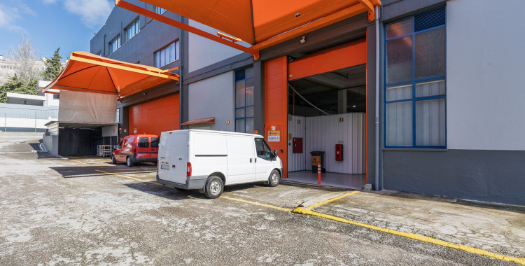 Lisbon - Massam&aacute; Self-Storage